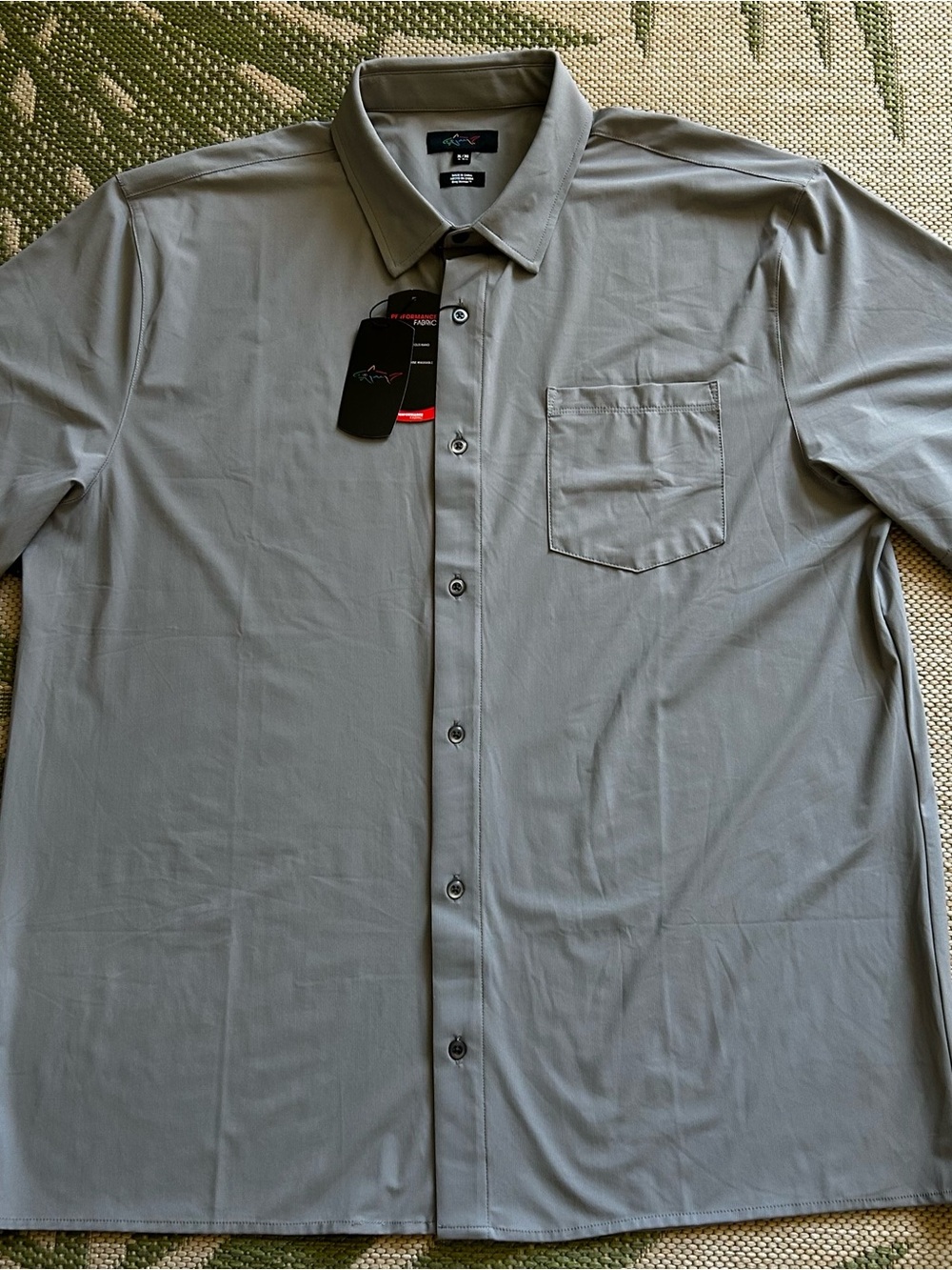 Greg Norman Collection Men’s Gray Short-Sleeve Button-Down Performance Shirt NWT
